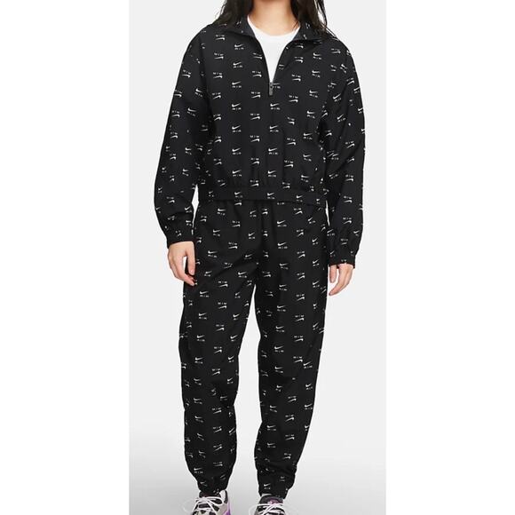 NIKE AIR Mini Swoosh Logo Tracksuit Set Sz Med Pullover Top Sz Lg Pants Black - Picture 1 of 8
